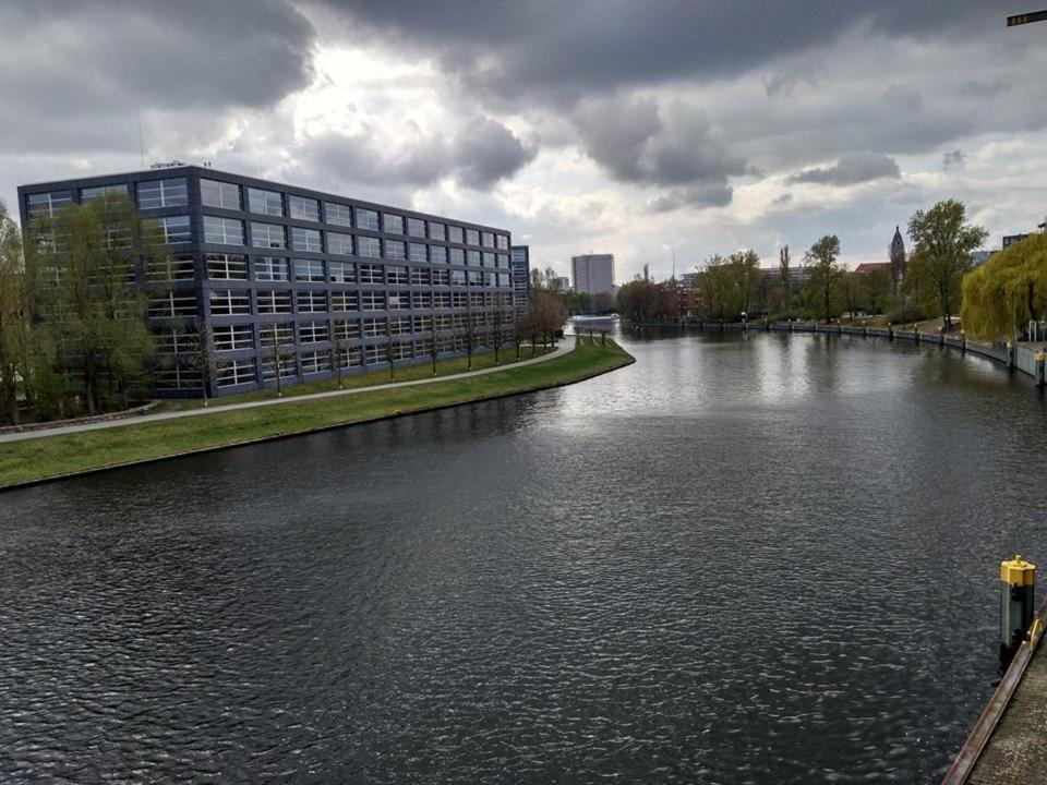 Apartament 200Qm Loft For Friends And Family - On The Spree! Berlin Zewnętrze zdjęcie